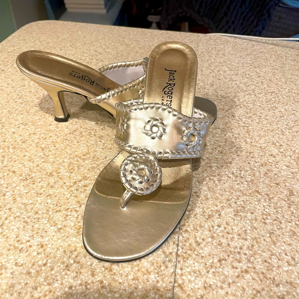 Jack Rodgers,heals,silver, wore 2 times, sprained ankle- unable to wear-ADORABLE - Picture 4 of 9